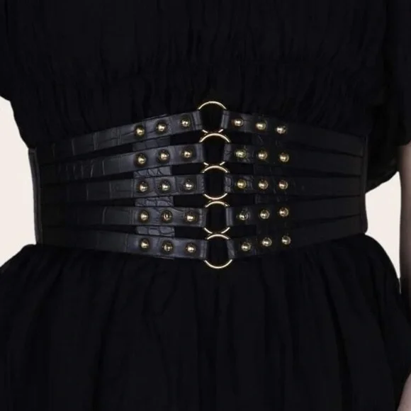 Last one! Black Cage faux leather wide Belt gold hardware - Picture 4 of 8